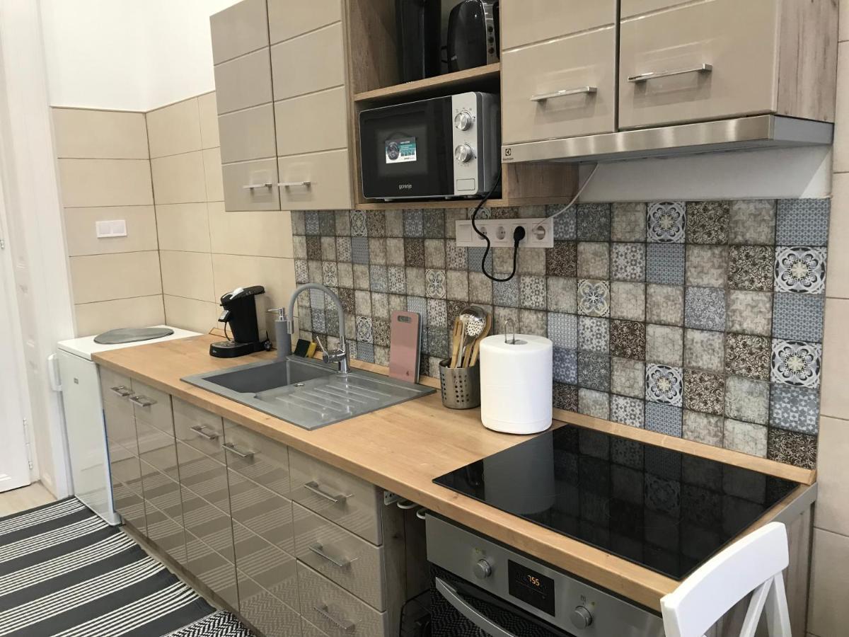 Mora Apartman 2 Kiskunfélegyháza 外观 照片