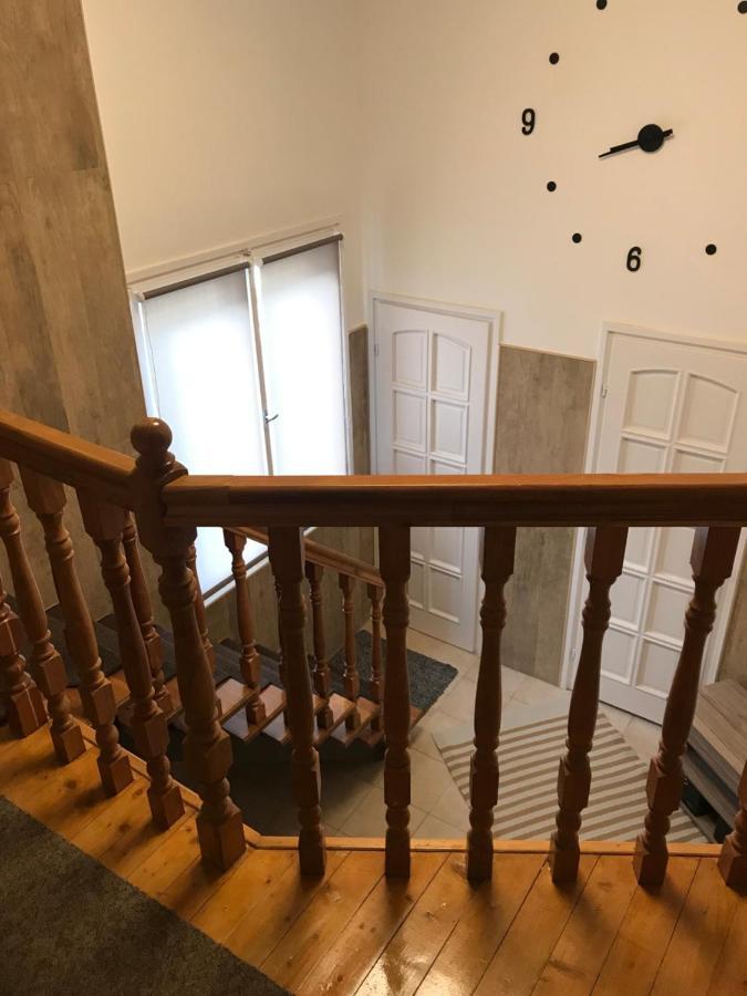 Mora Apartman 2 Kiskunfélegyháza 外观 照片