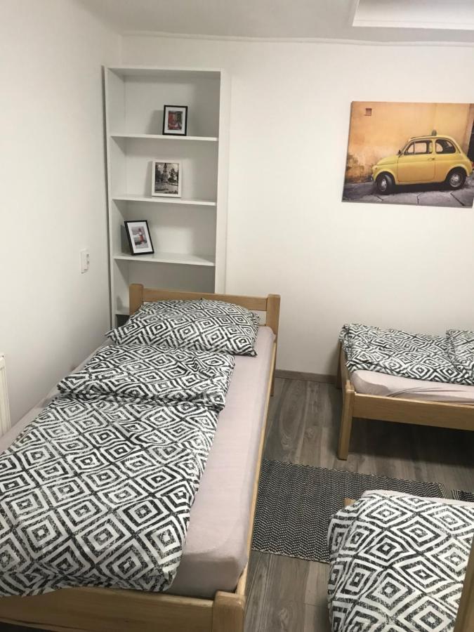 Mora Apartman 2 Kiskunfélegyháza 外观 照片