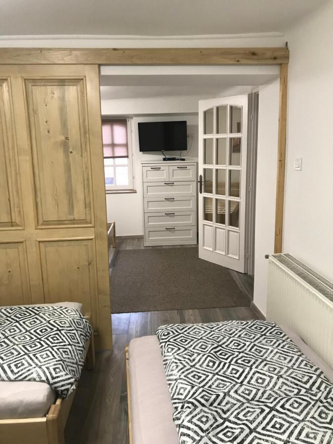 Mora Apartman 2 Kiskunfélegyháza 外观 照片
